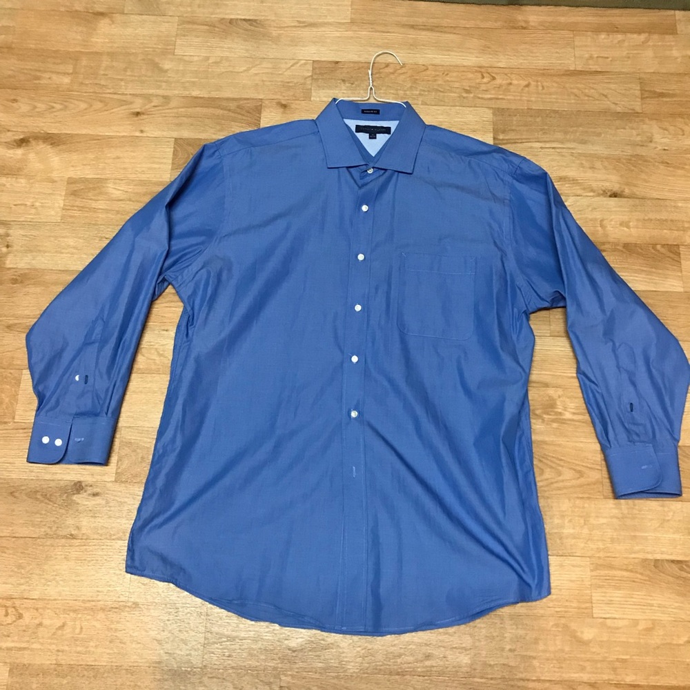 Tommy Hilfiger long sleeve button down dress shirt